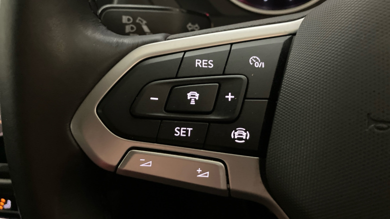 Volkswagen Tiguan 1.5 TSI 150 Active 5dr Petrol Estate